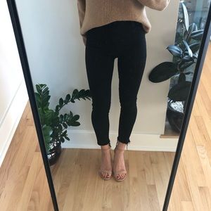 Aritzia Denim Forum Lola High Rise Crop Jeans